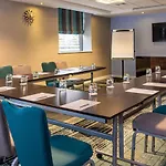 Ramada Hotel & Suites By Wyndham Coventry