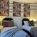 Coventry Lovely House, Sleeps 4, By Empower Homes