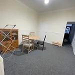 Private Double Rooms Near City Centre, Coventry With Free Parking/Wifi