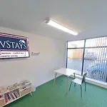 Signature House - Contemporary Studios In Coventry City Centre, Free Parking, By Covstays