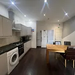 Deluxe Ensuite Double Room With Ensuite
