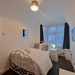 Nice Living Serviced Accommodations 11