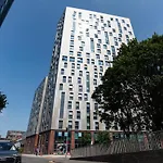Ensuites Close To Centre