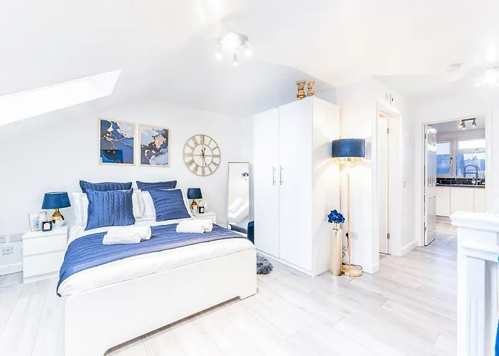 Luxury Hideaway, City Centre,Parking,Netflix Sleeps 3