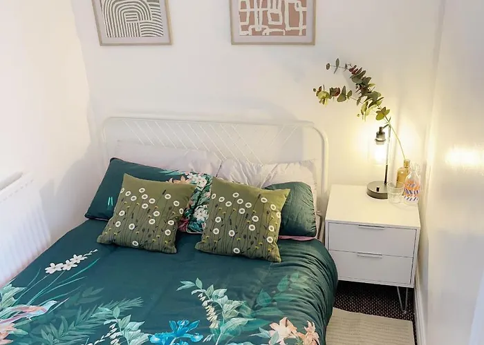 Monk\'S Lodge Private En-Suite Room Cv1