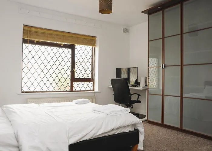 Lowerford Luxury House