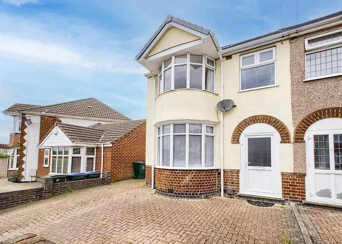 Beautiful House, Sleeps 8