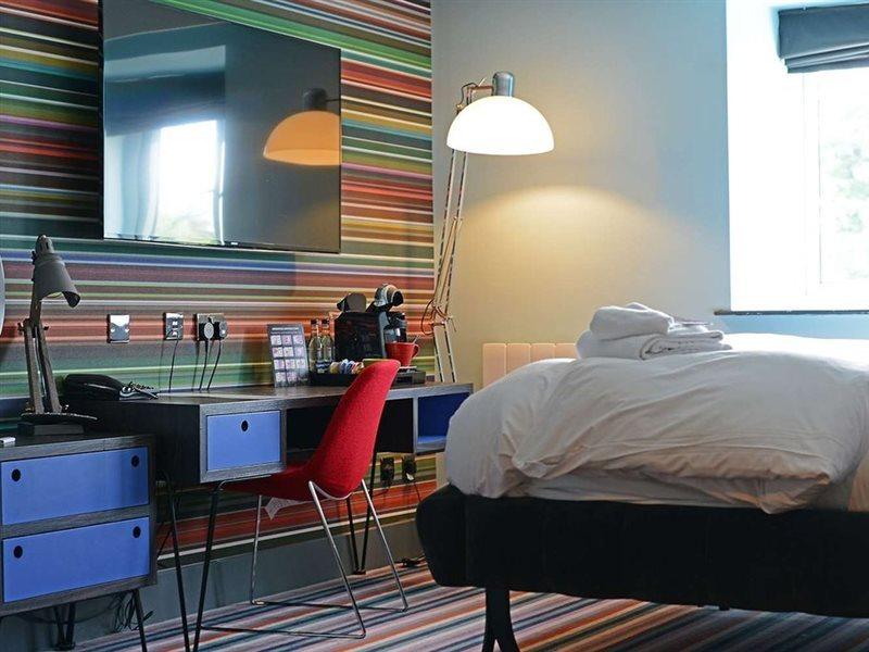 Village Hotel 3*