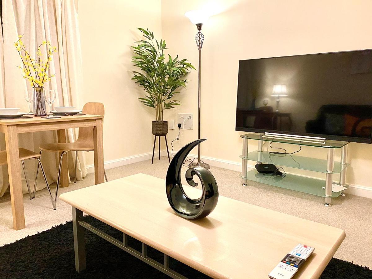 Superior Two-bed With Free Parking, Cv1 * Coventry