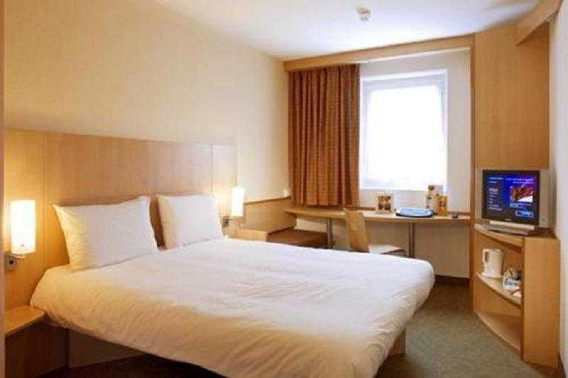 Ramada & By Wyndham