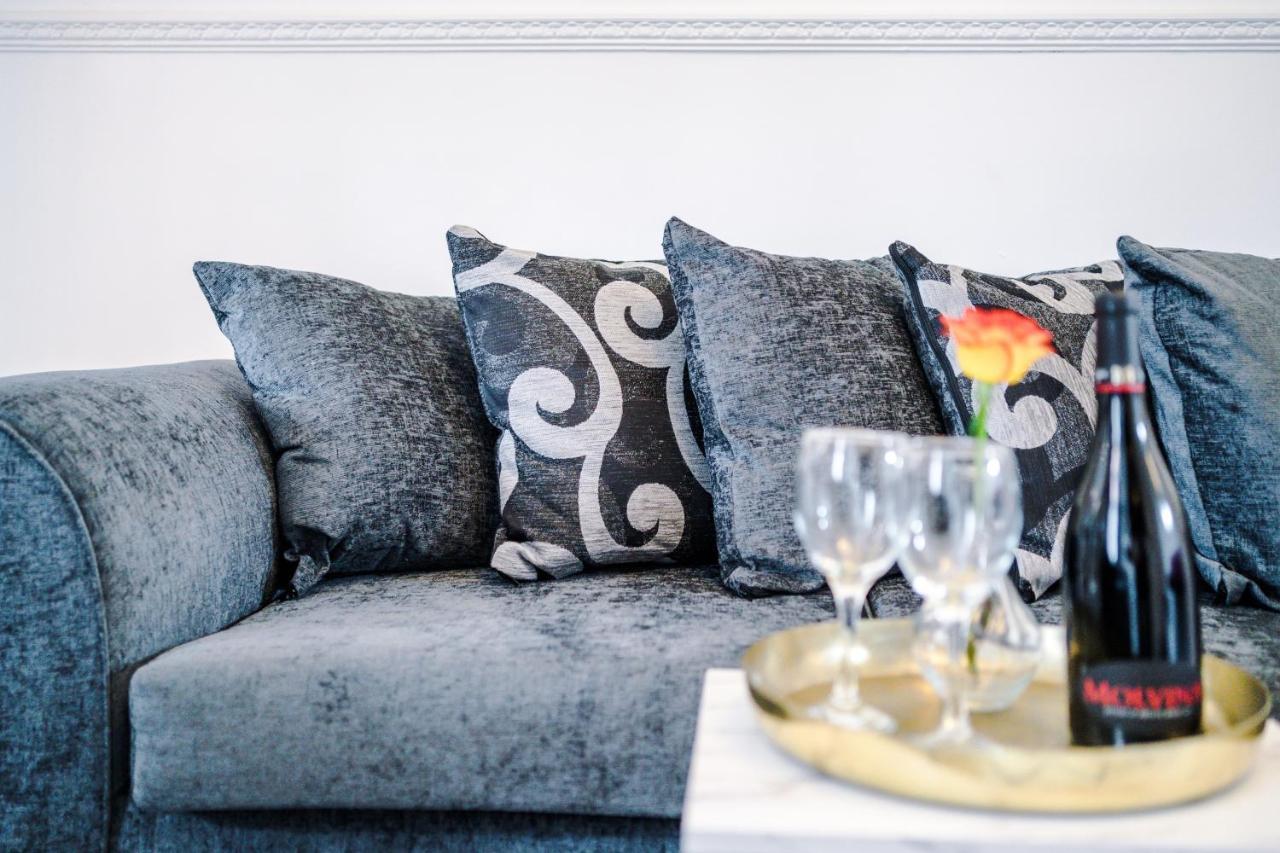 Harley House - Spacious With Free Netflix & Parking By Rocketbnb Coventry