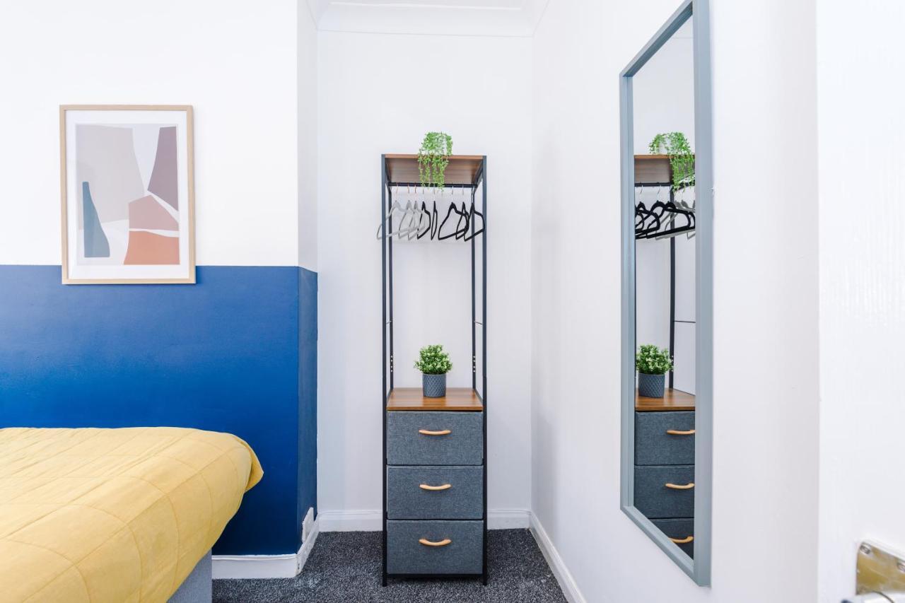 Harley House - Spacious With Free Netflix & Parking By Rocketbnb Casa de férias Coventry