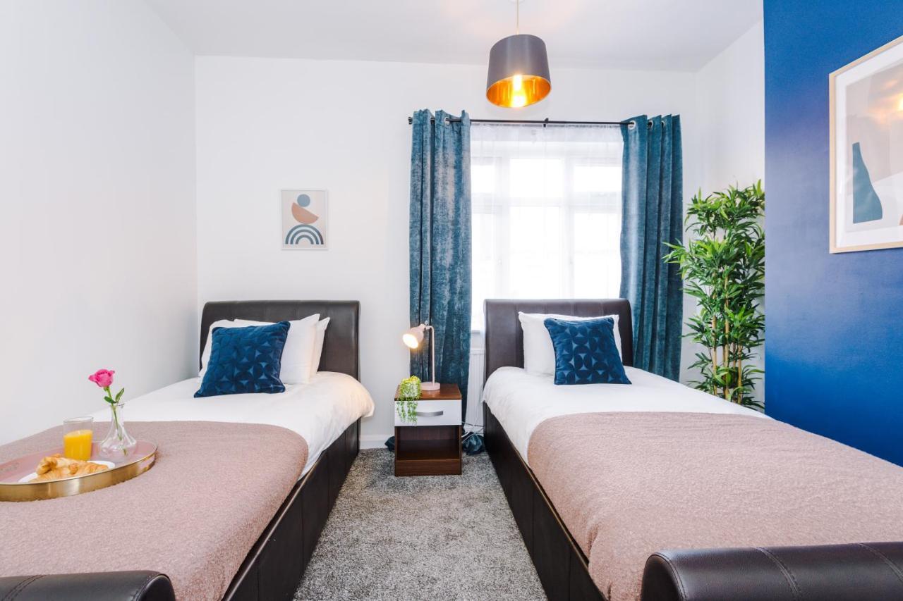 Harley House - Spacious With Free Netflix & Parking By Rocketbnb * Coventry