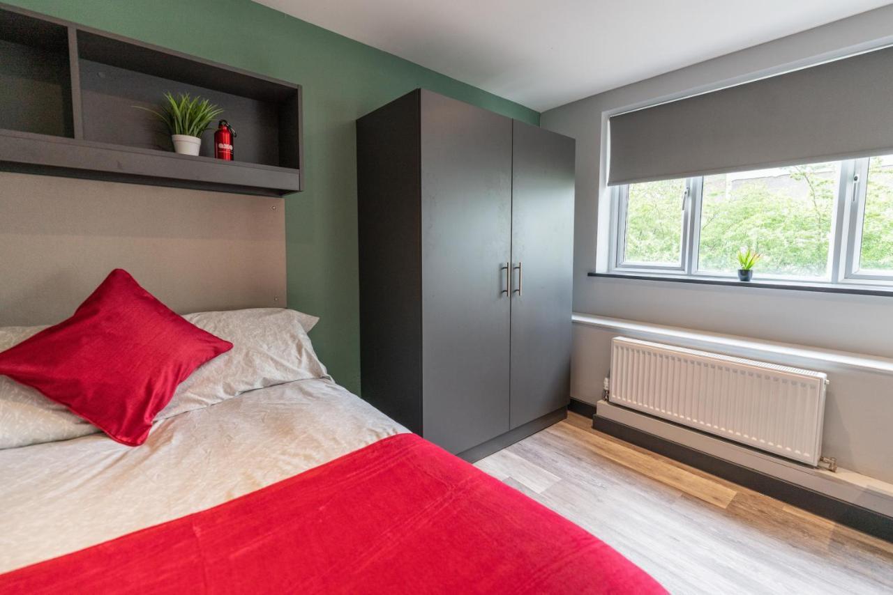 Modern And Trendy At Sherbourne Village In * Coventry