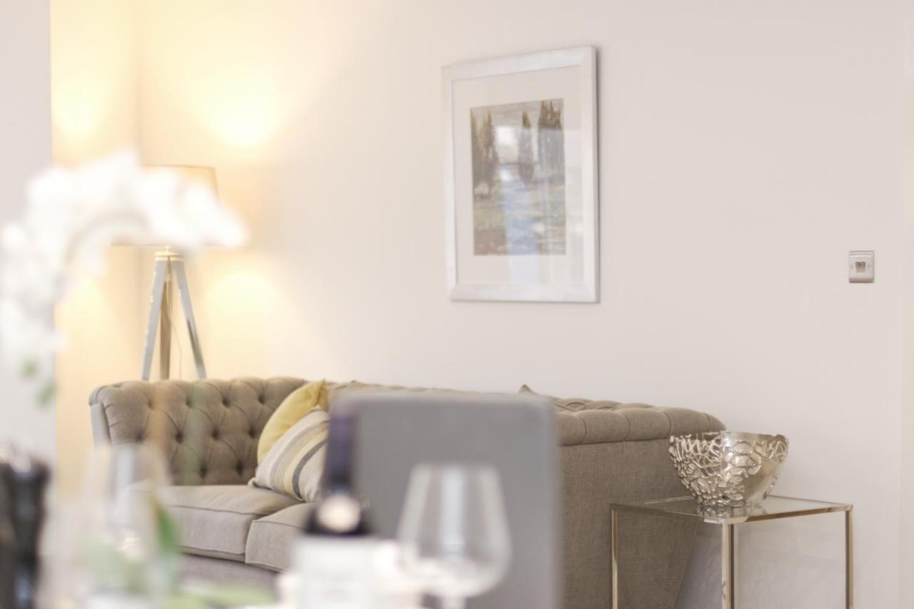 Brand New! Contemporary 2-bed Flat - Sleeps 4 - Free Parking Coventry
