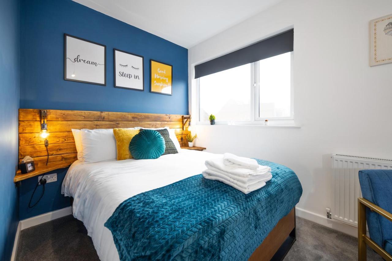 Centre Inspire: 7-bedroom Ensuite Haven Holiday home *
