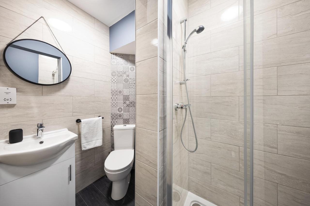 Centre Inspire: 7-bedroom Ensuite Haven Holiday home