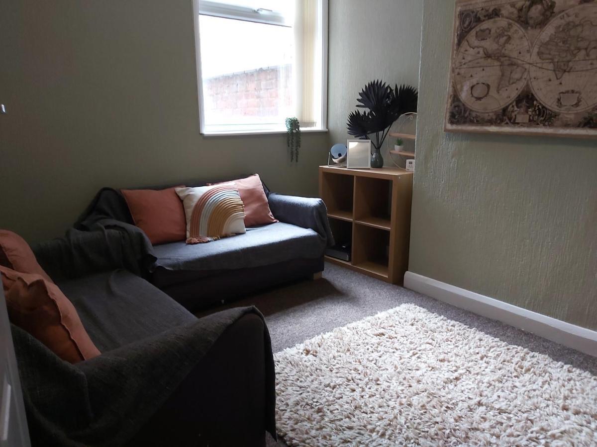 Holiday home Comfy 4 Bed Away From *