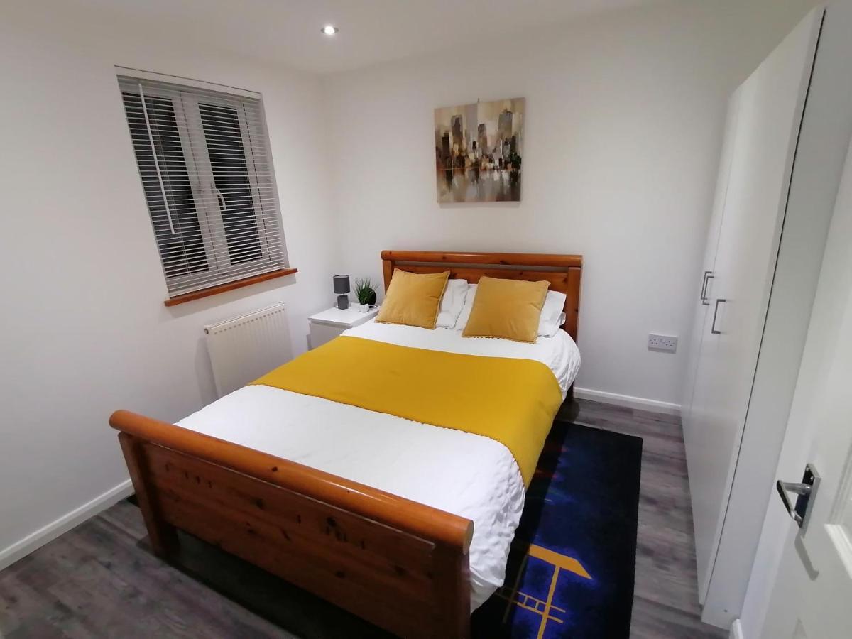 Apartment Charming 1-bed In *