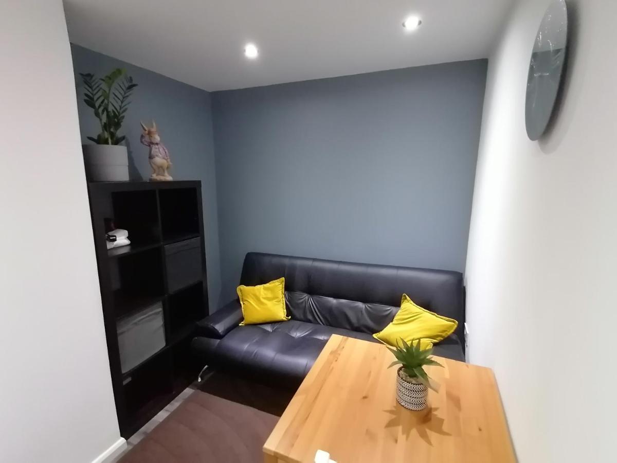 Charming 1-bed In Coventry
