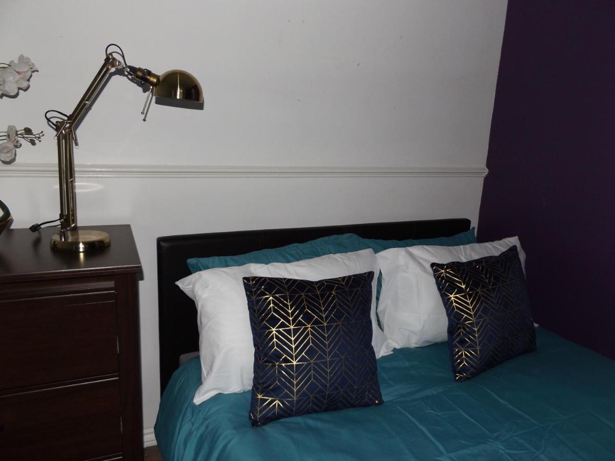 Homestay Coventry Rooms *