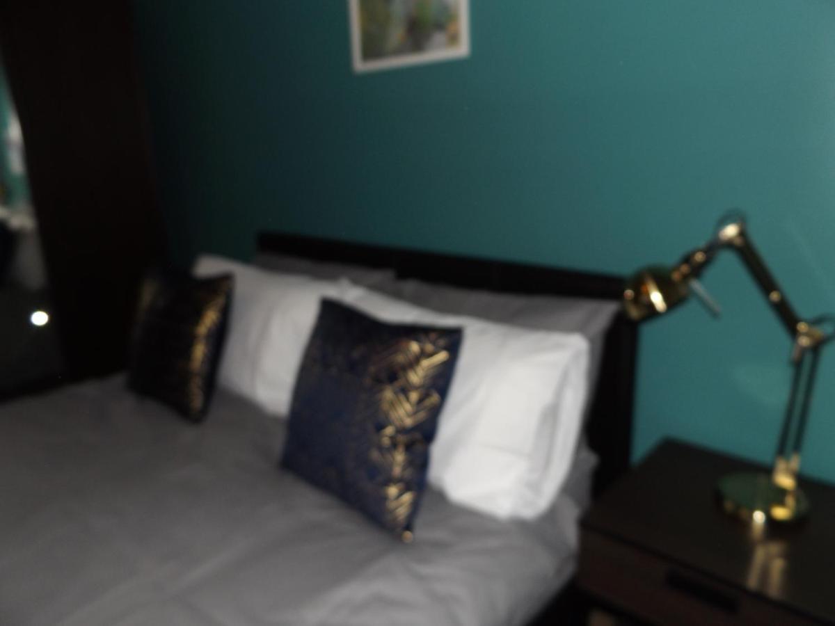 Homestay Coventry Rooms *