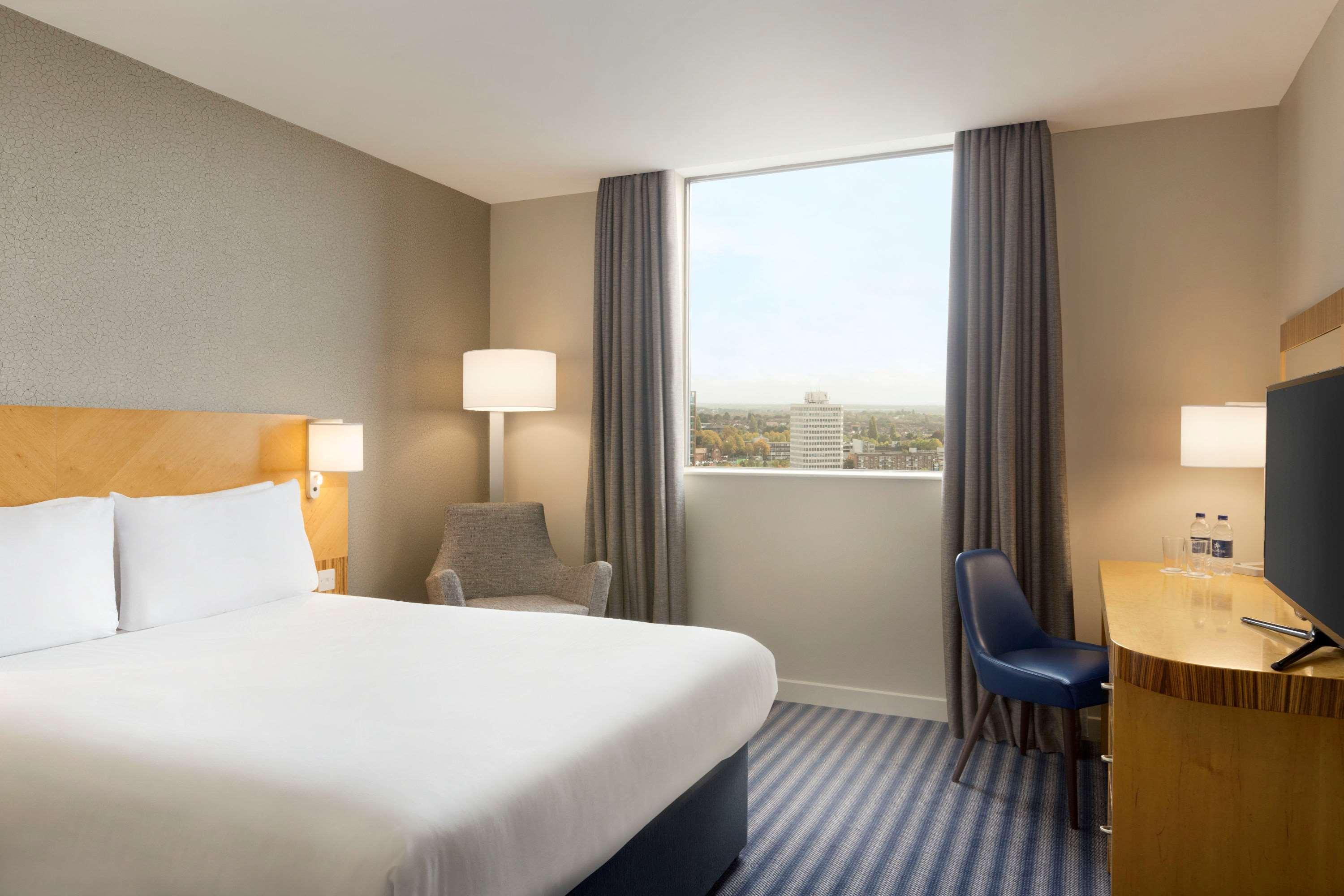 Ramada & By Wyndham Coventry