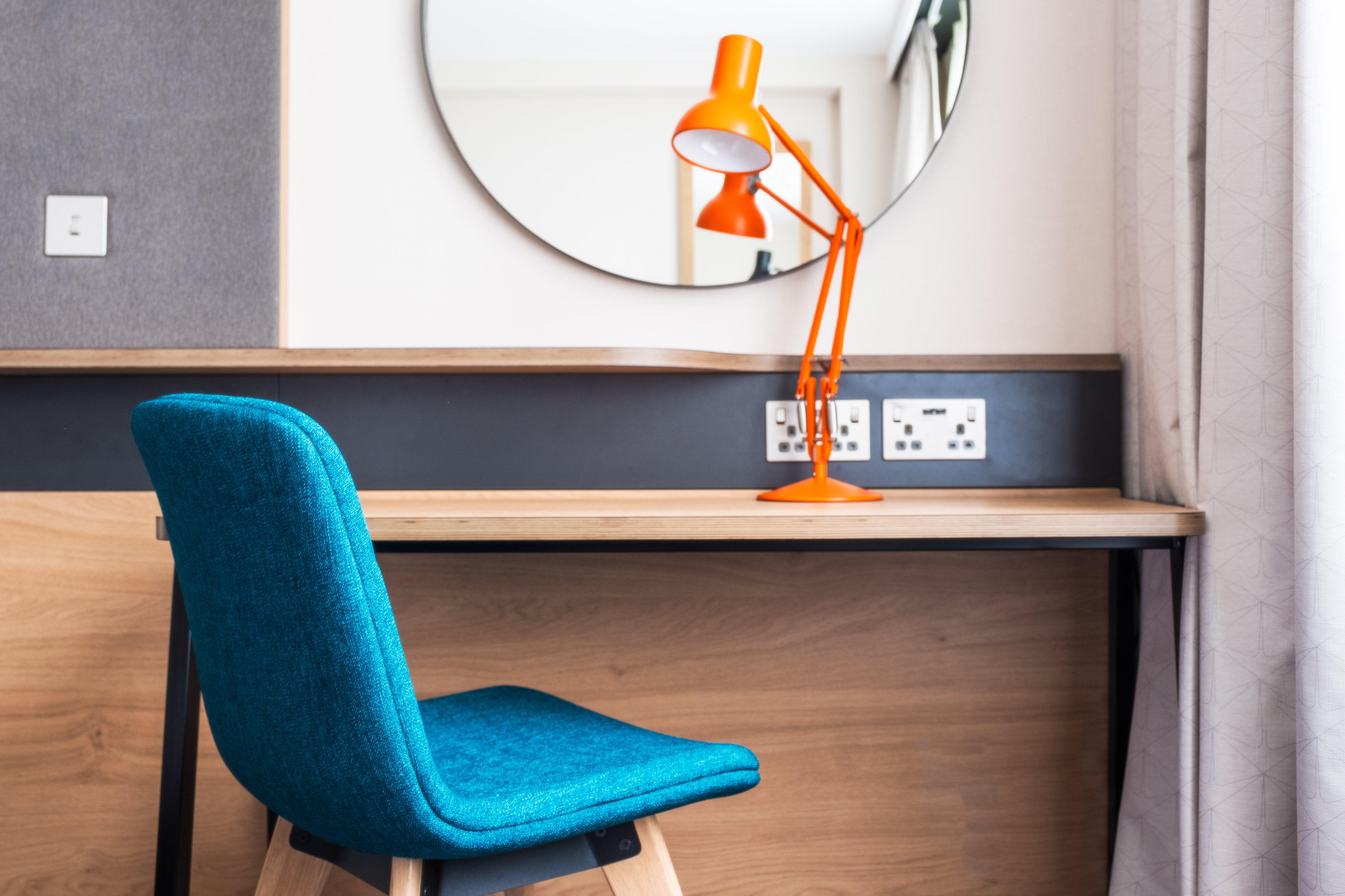 Hotel M6, J2 By Ihg