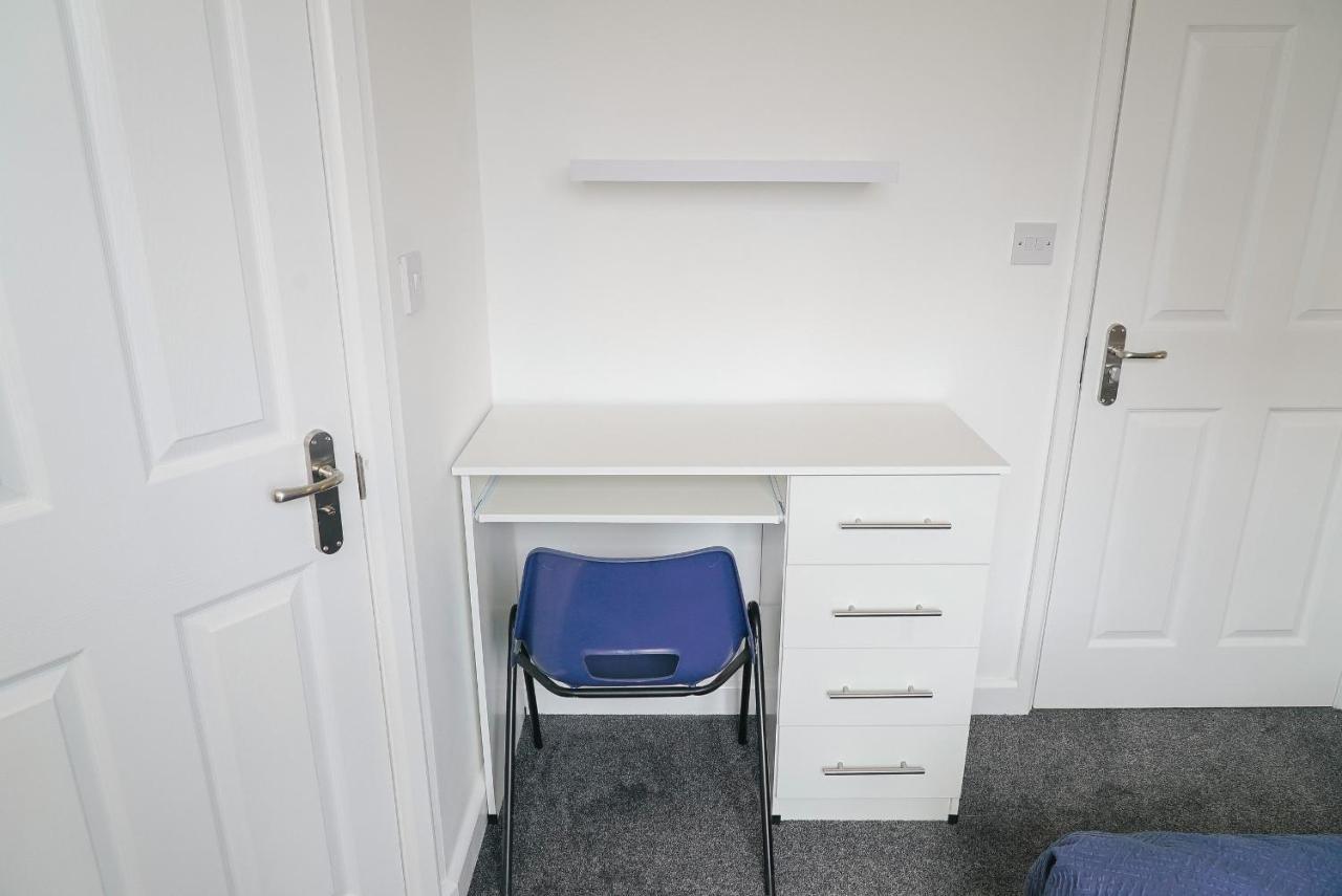 Living Serviced Homestay Coventry