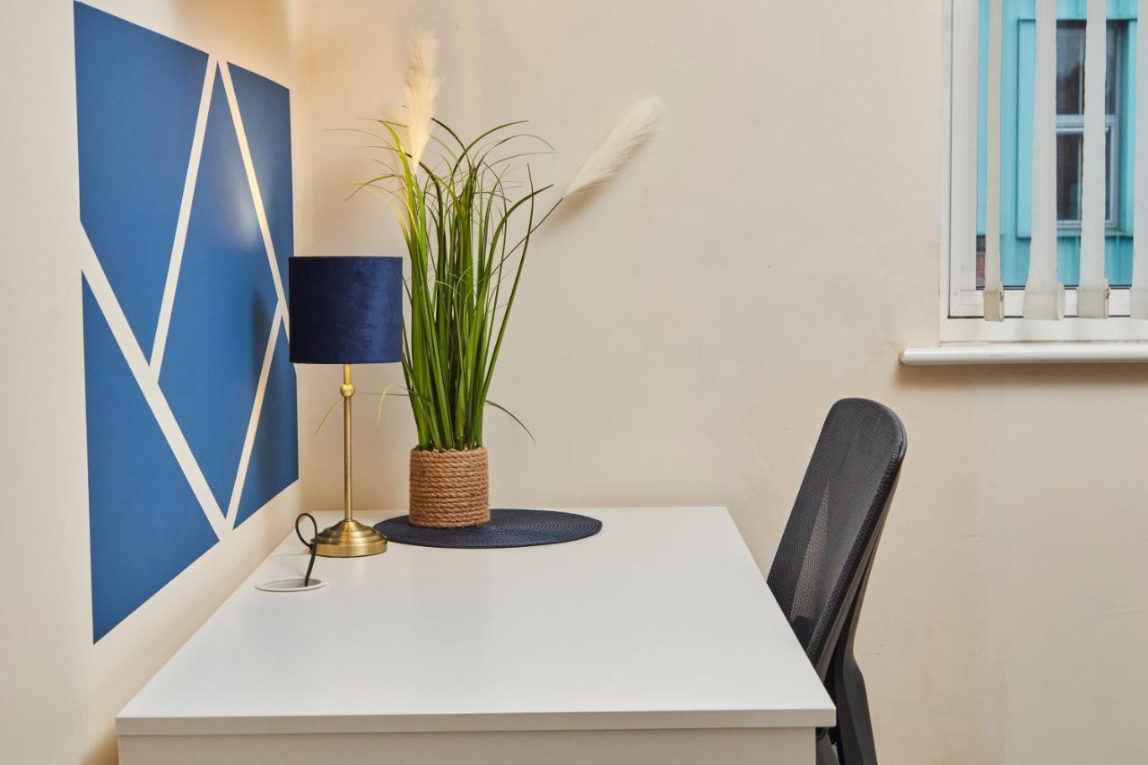 Apartamento Large 2 Bed In - Sleeps 6 - Parking *