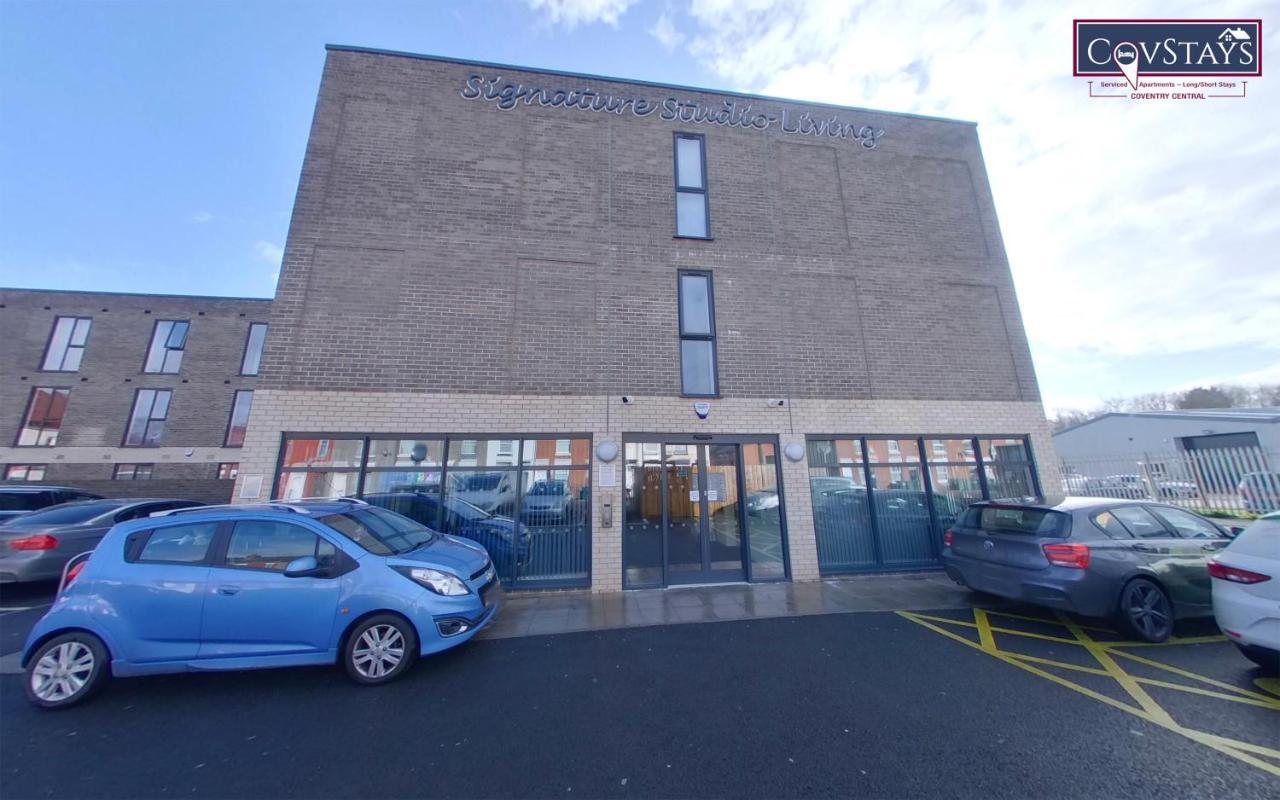 Apartment Signature House - Contemporary In Centre, Free Parking, By Covstays *