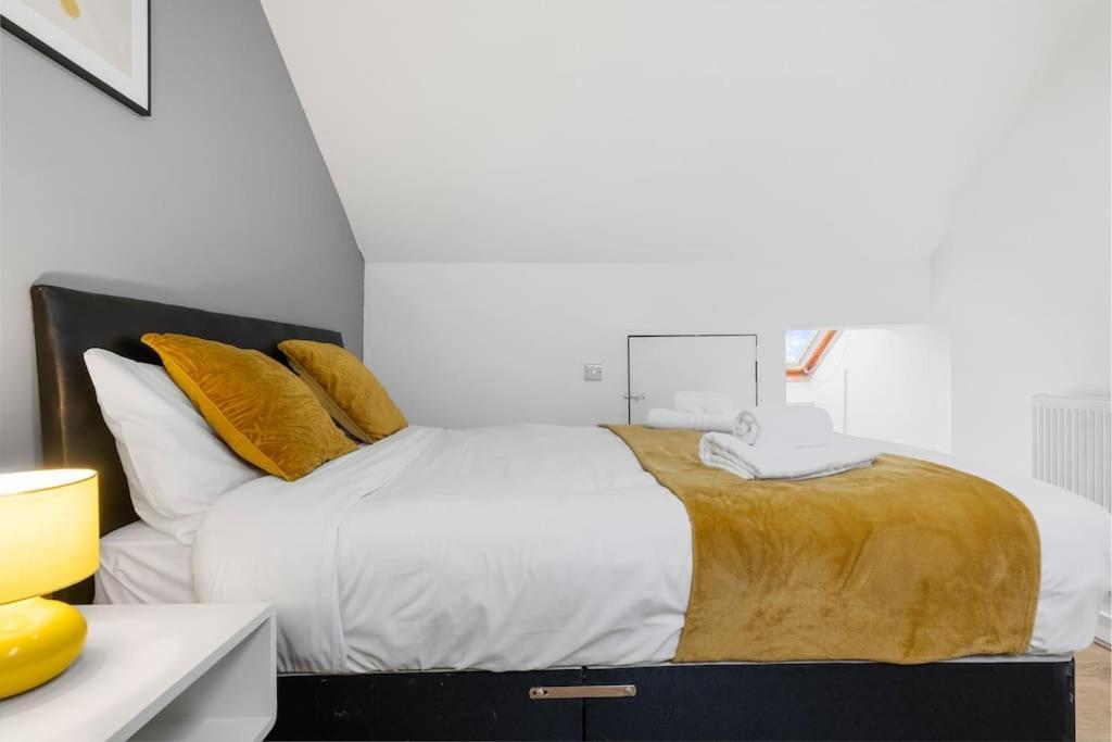 Cv1 Exclusive Contractors & Travellers 5 Min To Ricoh Arena 5 Mins To Centre 2x Free Car Parking Spaces Free Wifi Free Netflix Sleeps 8 Casa de férias Coventry