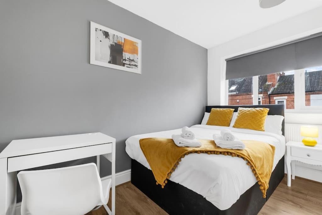 Cv1 Exclusive Contractors & Travellers 5 Min To Ricoh Arena 5 Mins To Centre 2x Free Car Parking Spaces Free Wifi Free Netflix Sleeps 8 Casa de férias