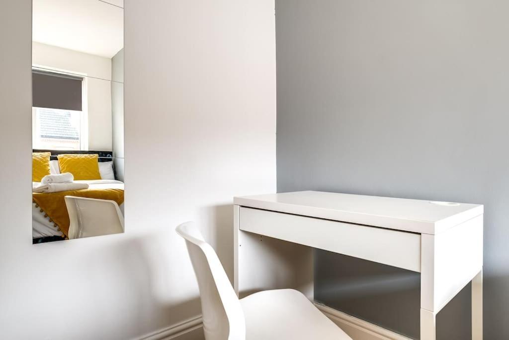 Cv1 Exclusive Contractors & Travellers 5 Min To Ricoh Arena 5 Mins To Centre 2x Free Car Parking Spaces Free Wifi Free Netflix Sleeps 8 Casa de férias *