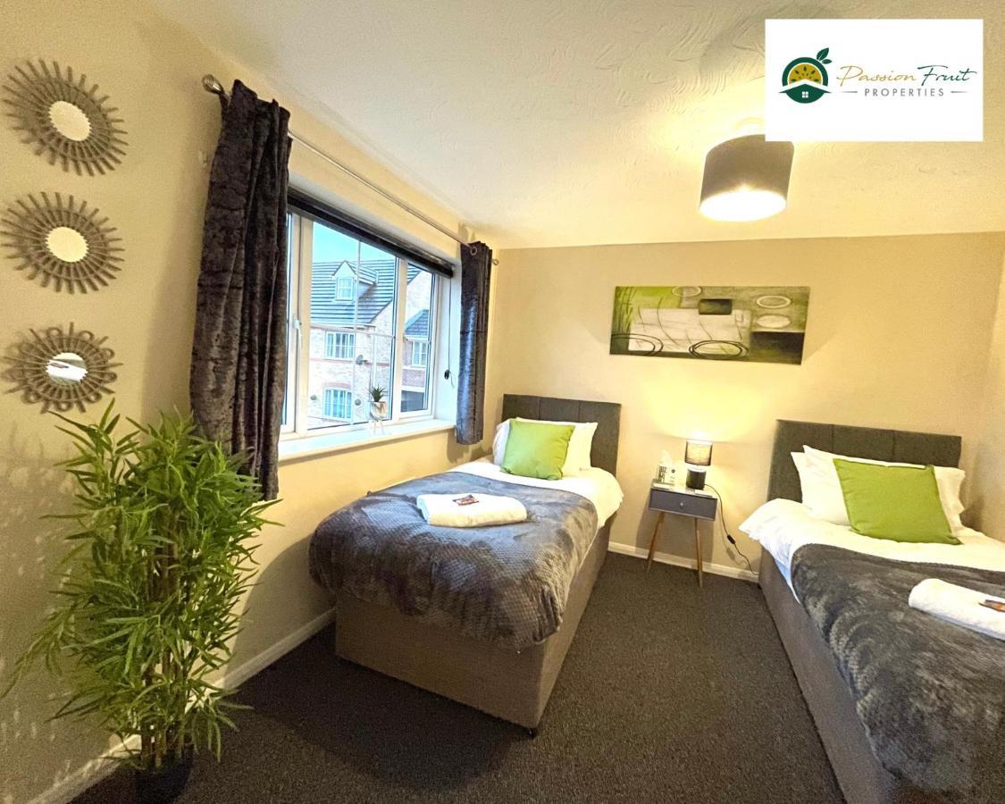 Passionfruitproperties Centre House: 3br Near Holiday home Coventry