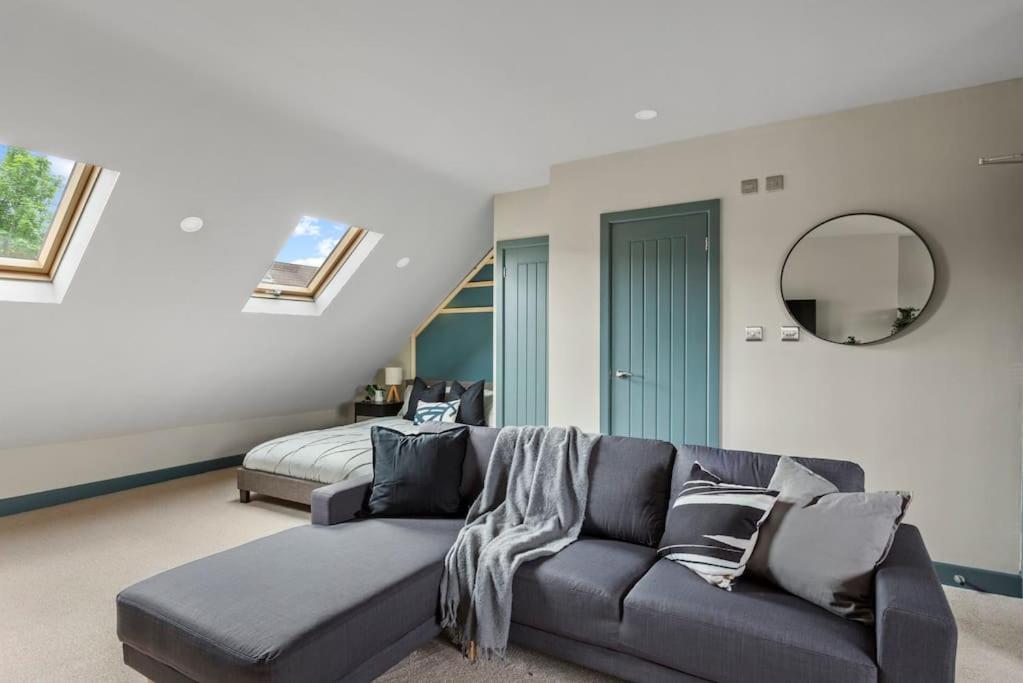 Flat 7 Centrally Located In Cv1