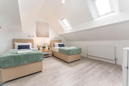 Walsgrave Road - 3 Bedrooms - Free Parking & Wi-fi