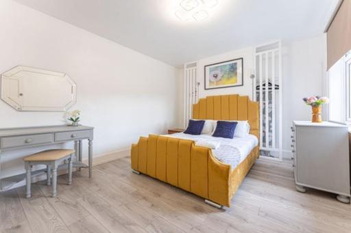 Apartamento Walsgrave Road - 3 Bedrooms - Free Parking & Wi-fi