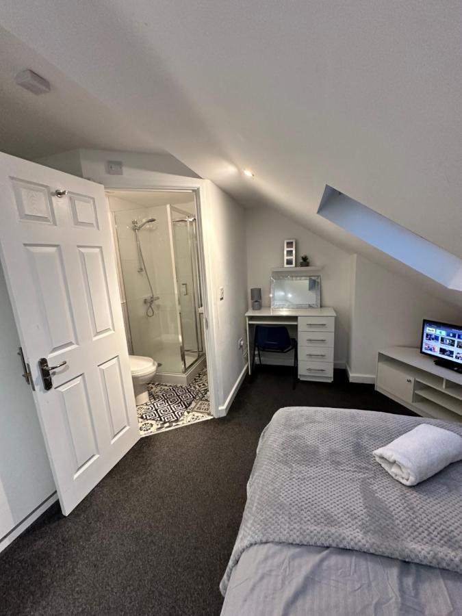 Lovely Town House 5