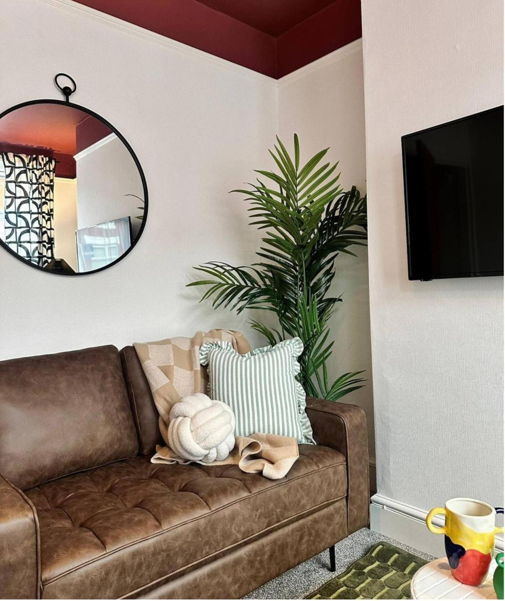 Lovely House, Sleeps 4, By Empower Homes Apartment *