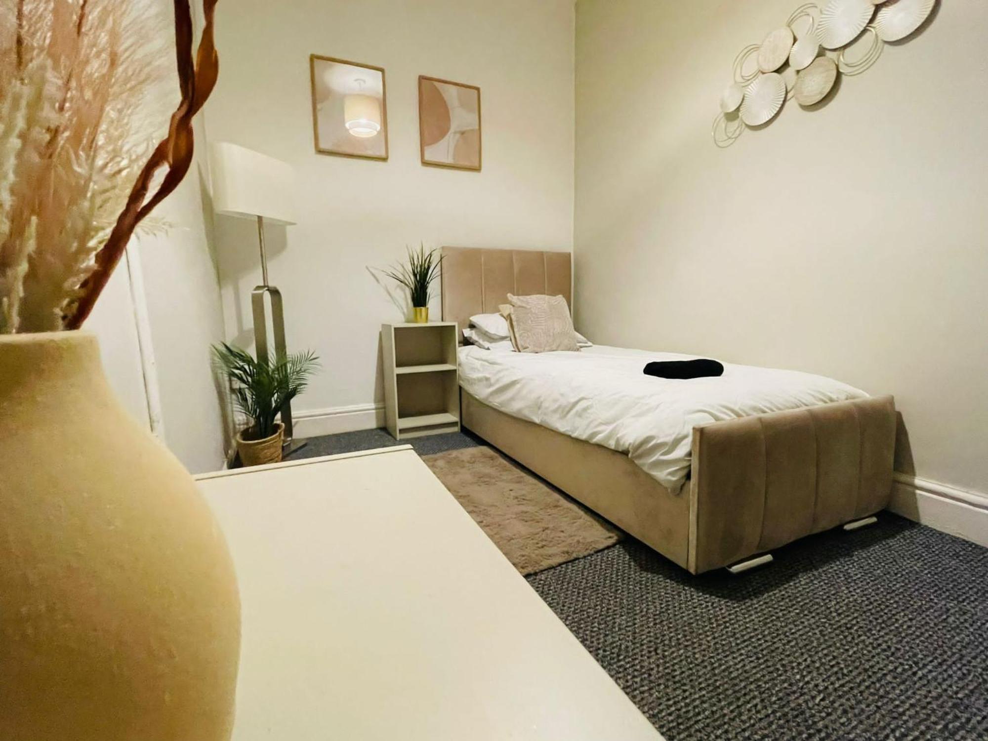 Cosy 3 Bed City Centre Holiday home *