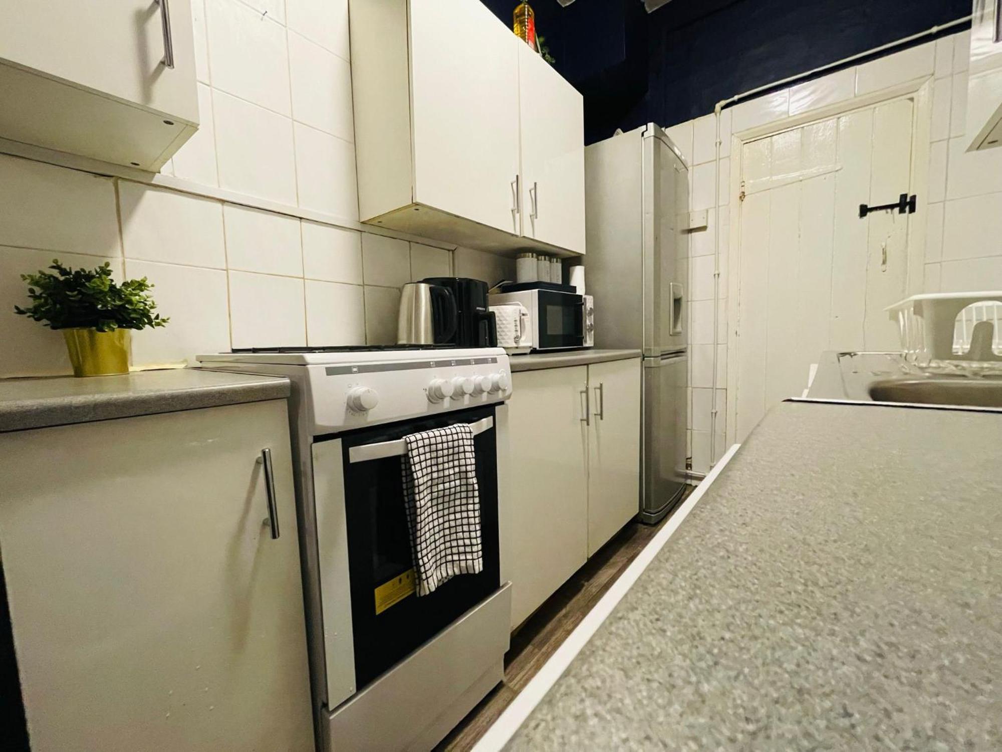 Cosy 3 Bed City Centre *
