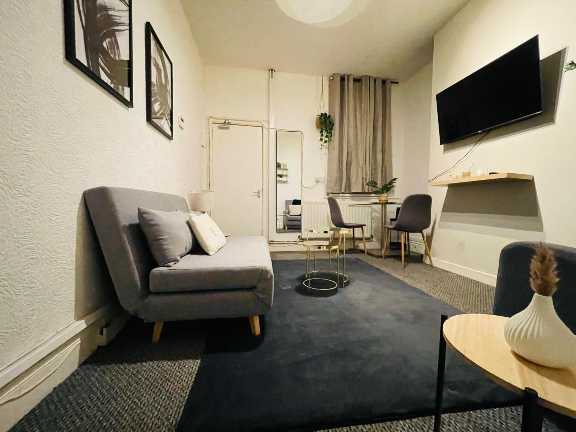 Holiday home Cosy 3 Bed City Centre Coventry
