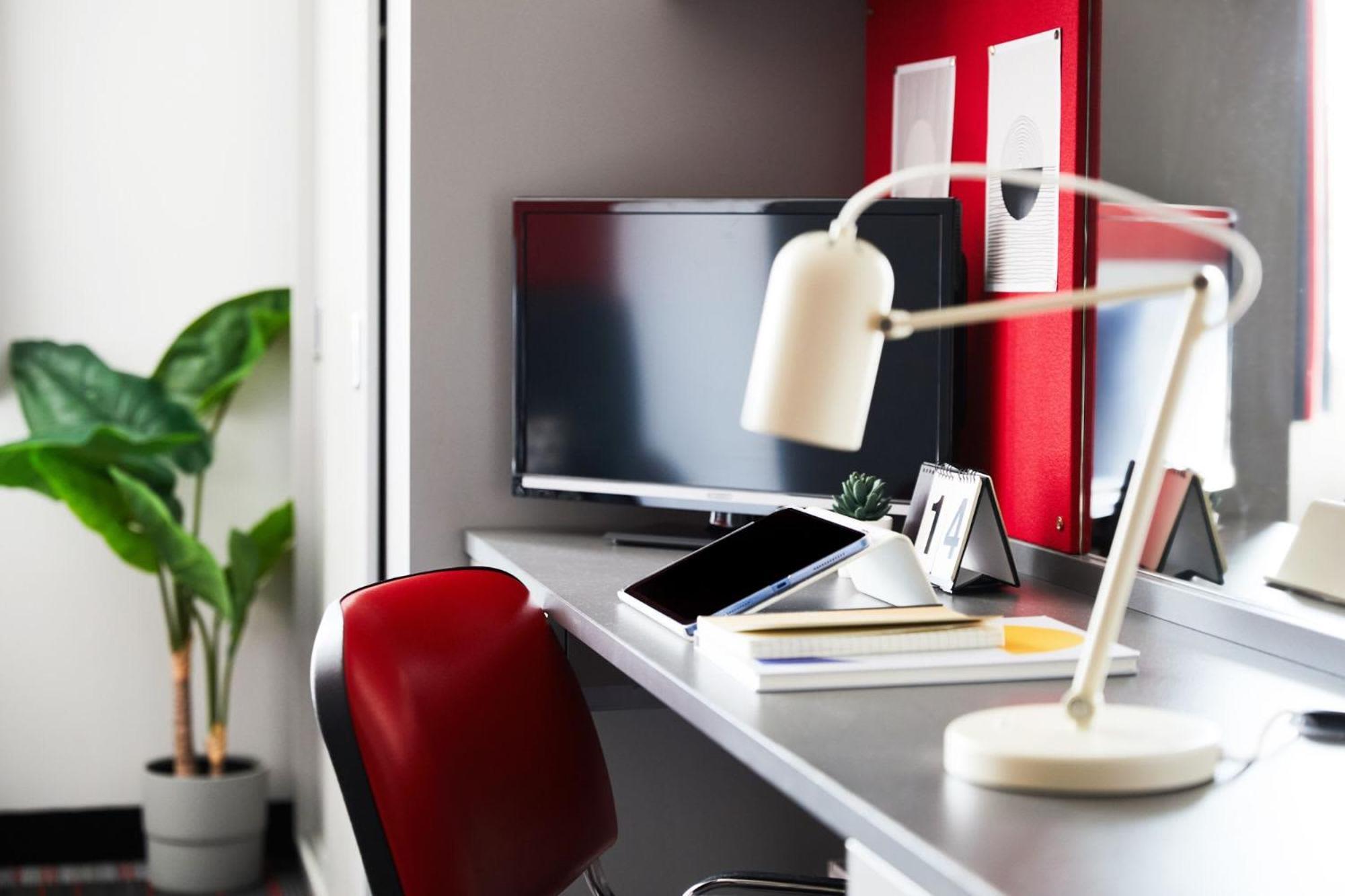 Apartment Modern And Comfy At Corporation Village In
