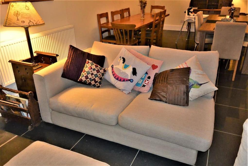 Apartment Hillfields Farm Barn - A Rural Equestrian Escape