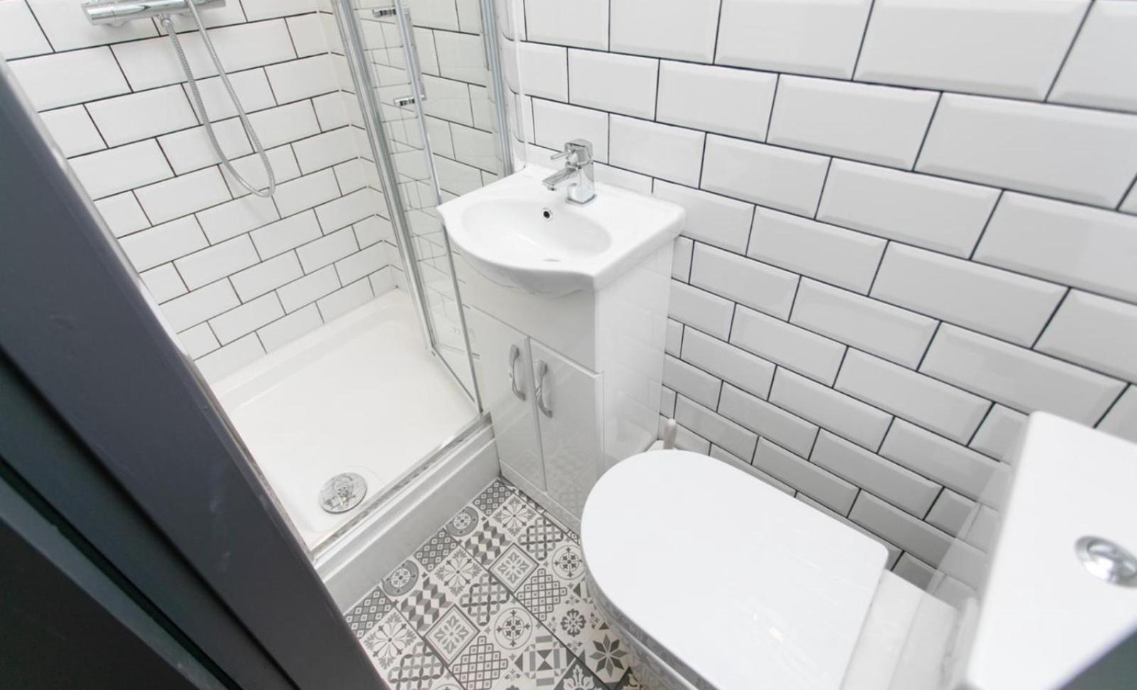 In A Shared House Dean Street Cv2 4fb