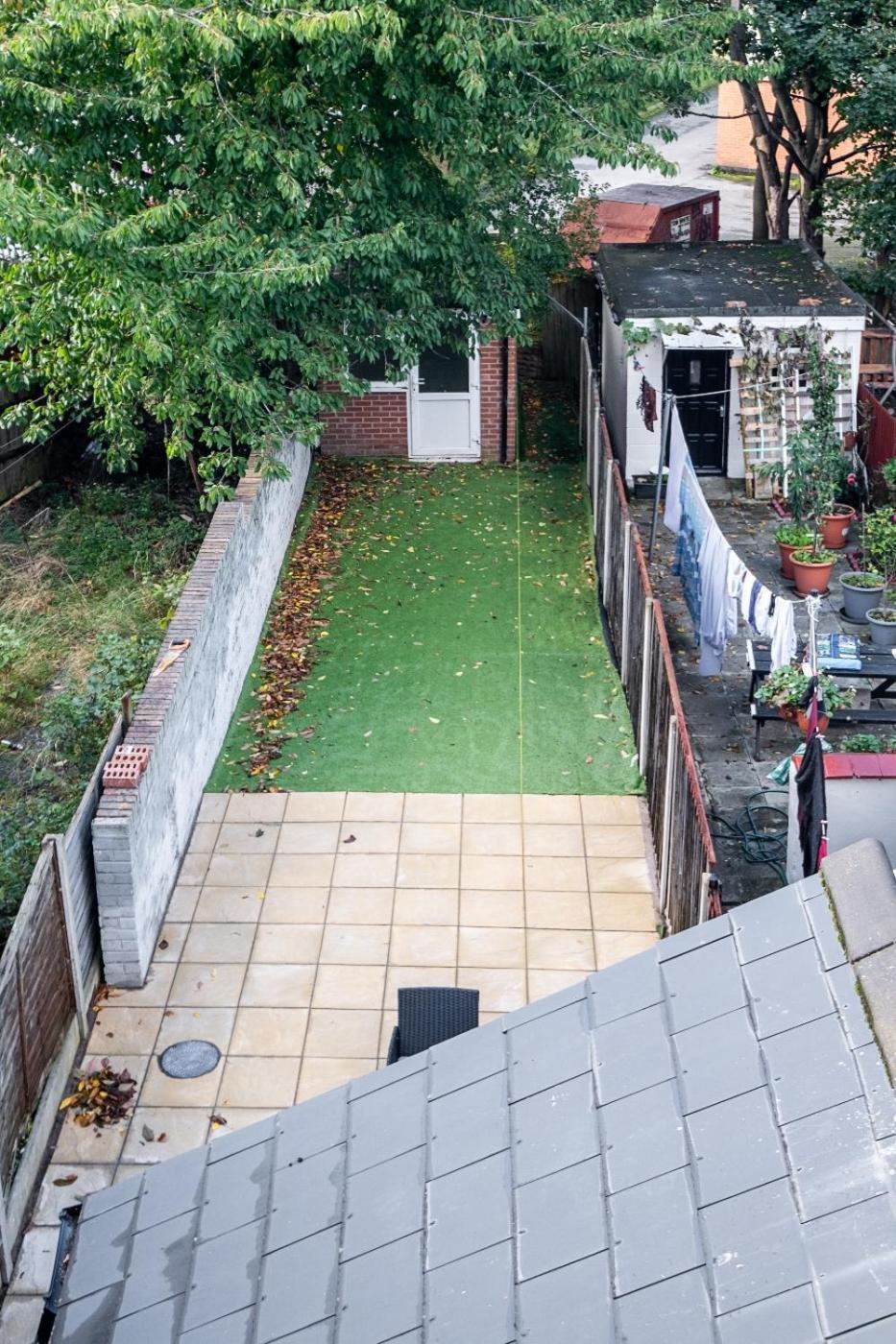 Holiday home Gem: Walk To Attractions Sleeps 9 Coventry
