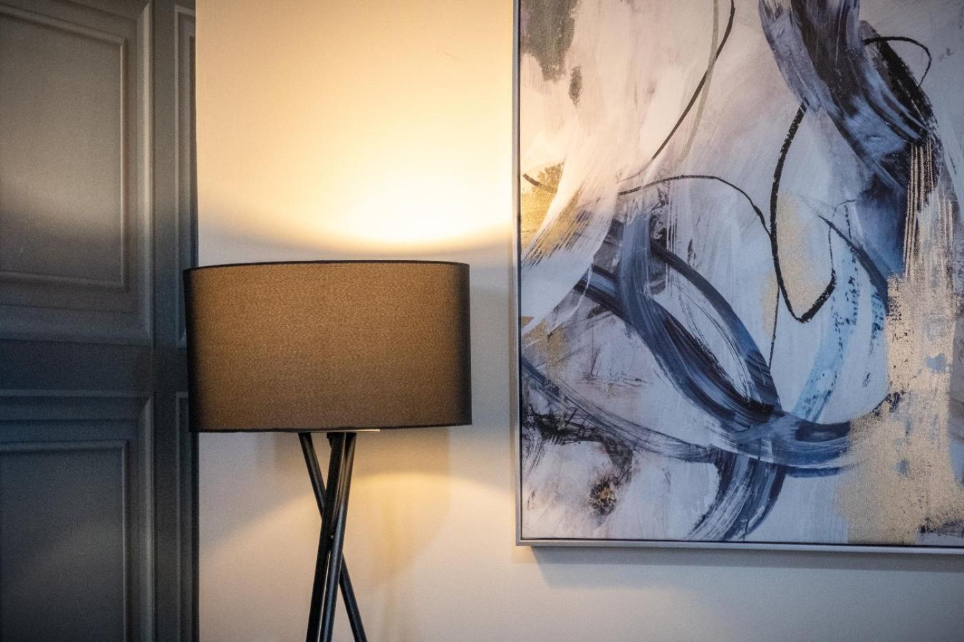 Gem: Walk To Attractions Sleeps 9 *