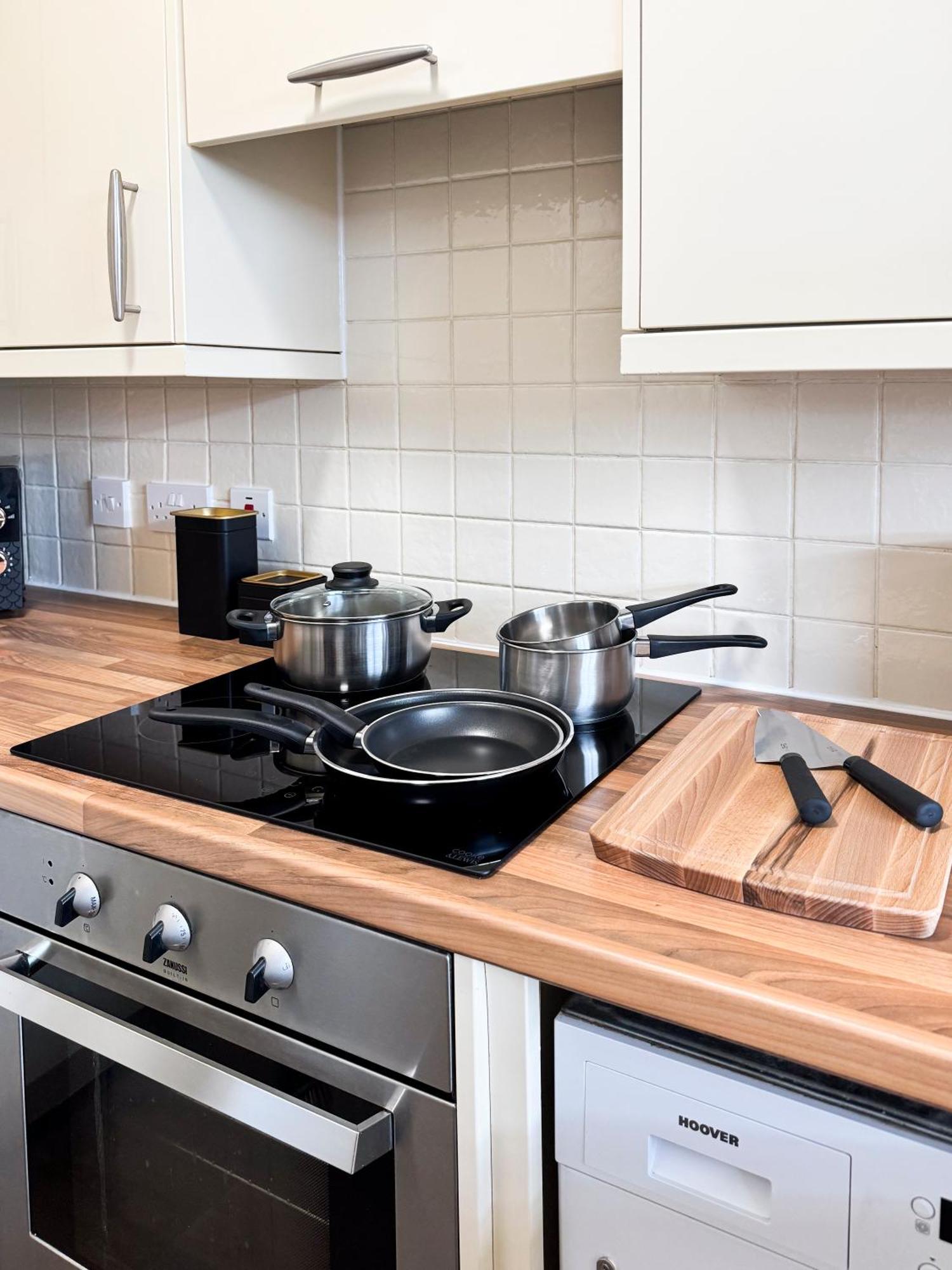 Quantum Modern 2 Bedroom With Free Parking
