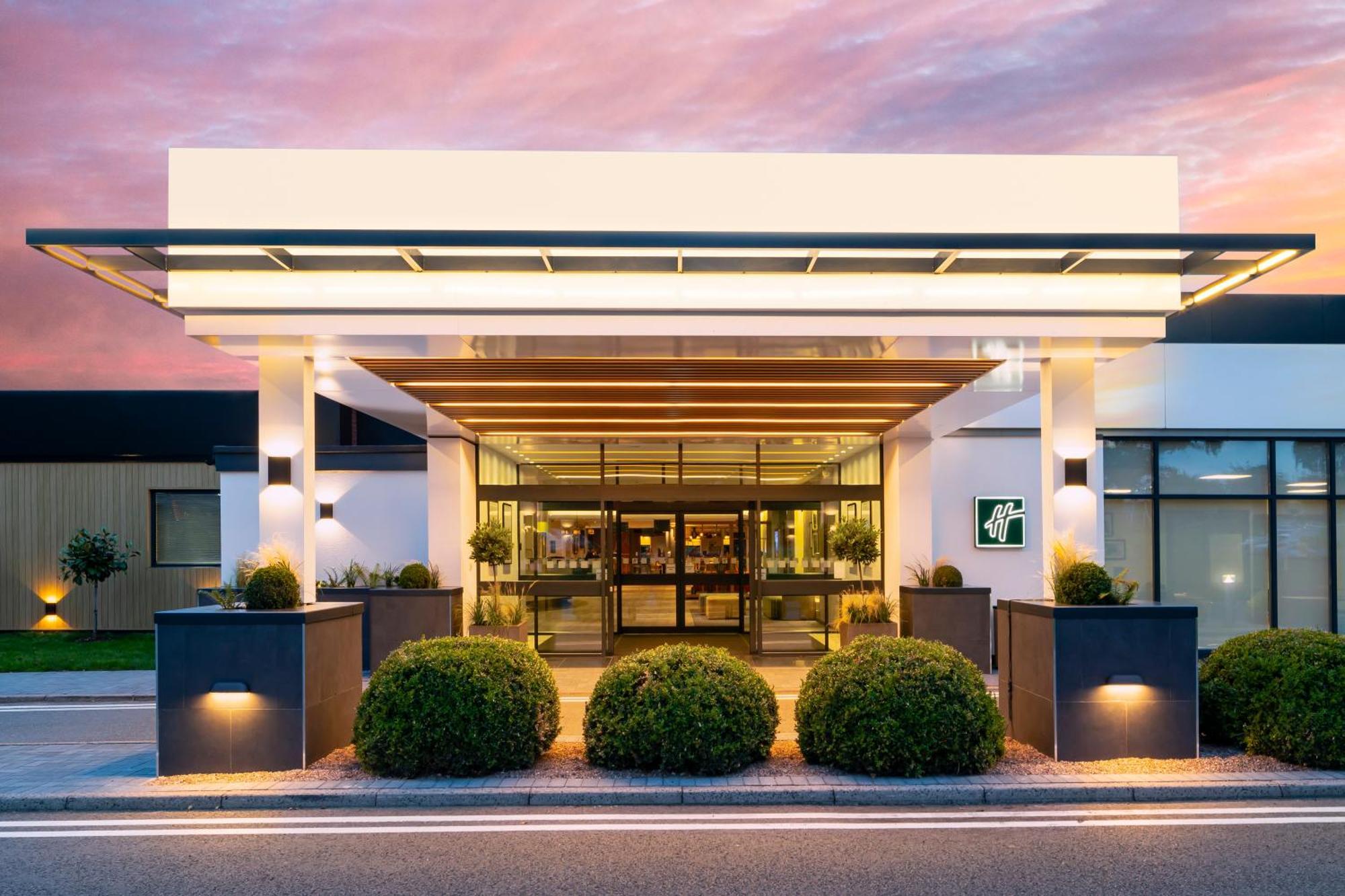 M6, J2 By Ihg 4* Coventry